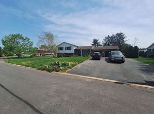 2114 Huntington Rd, Dover, PA 17315