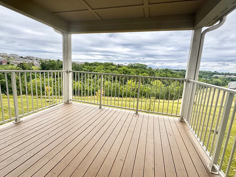 7761 Devonshire Dr #304 — Photo 11