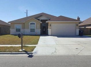 7633 Aquamarine Dr, Corpus Christi, TX 78414
