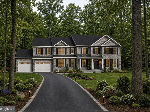 17 Vinter Ln, Pasadena, MD 21122