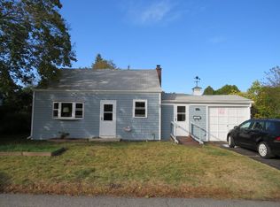 54 Firglade Ave, Riverside, RI 02915