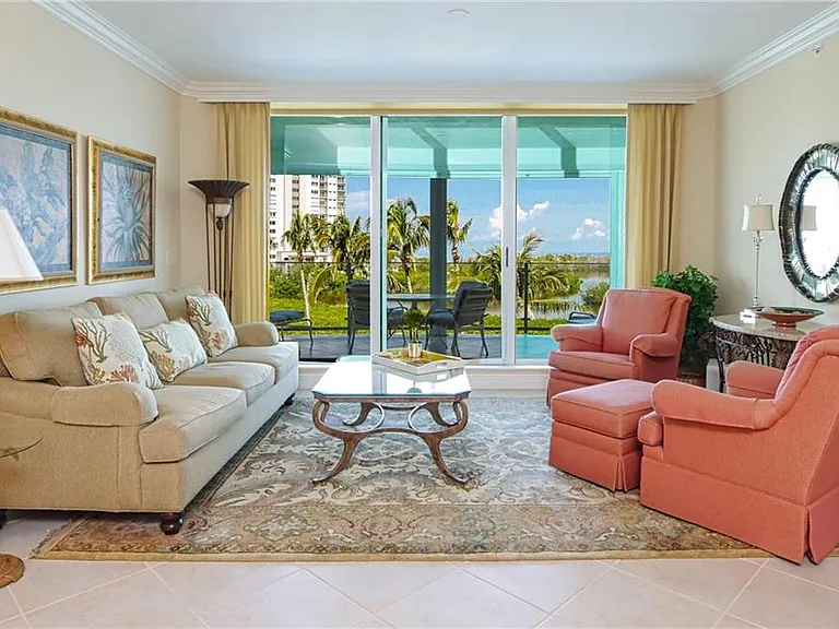 60 Seagate Dr #402 — Photo 4