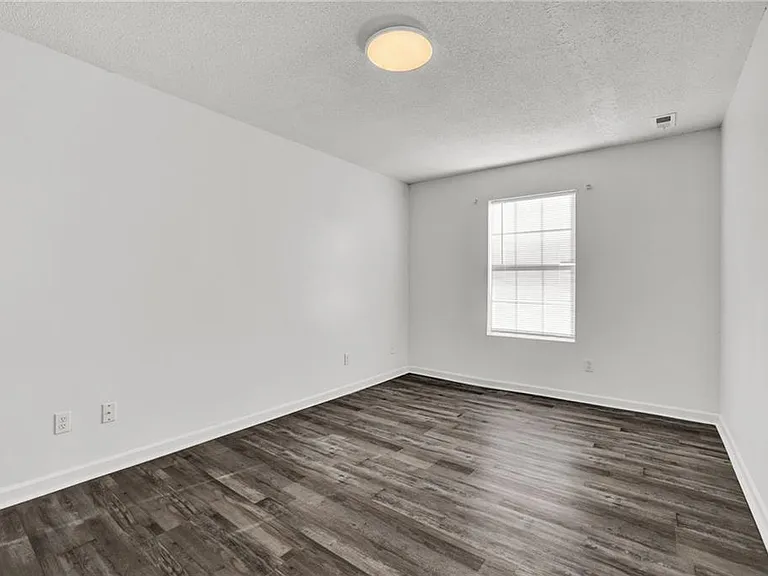 15 Brighton Ct — Photo 12