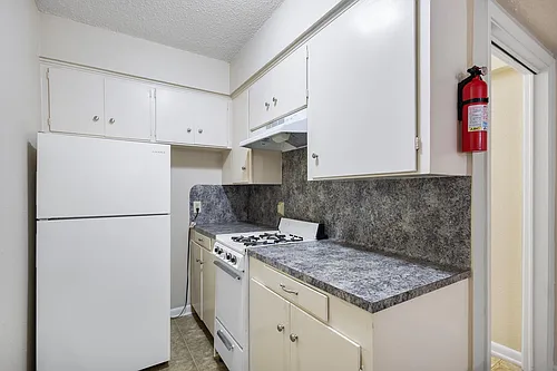 901 Raguet St Photo 1