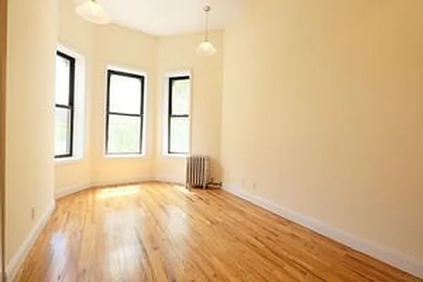 Rented by SBJ Brokerage, LLC | media 18