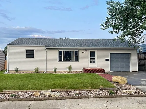 2119 S Richard St, Casper, WY 82601
