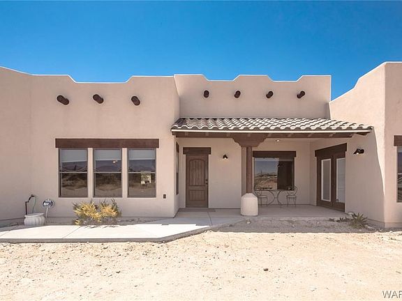 3rd image of 4429 S Arizona Cir
