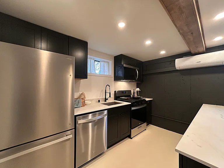 315 E 4775 S — Photo 12