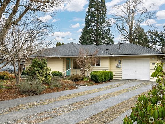 2nd image of 3304 Plymouth Drive