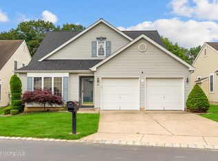 23 Dexter Ln, Jackson, NJ 08527