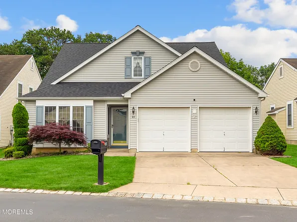 23 Dexter Lane, Jackson, NJ 08527