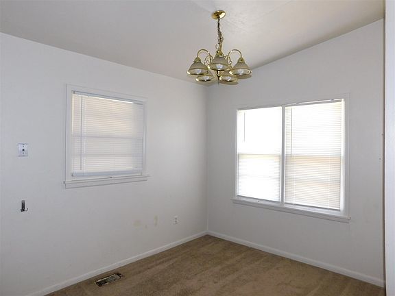 3rd image of 4318 NW Santa Fe Ave
