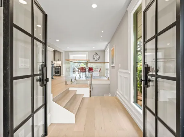 145 Central Ave, Los Gatos, CA 95030