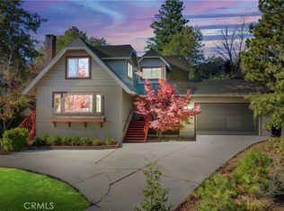 27919 Saint Bernard Ln, Lake Arrowhead, CA 92352