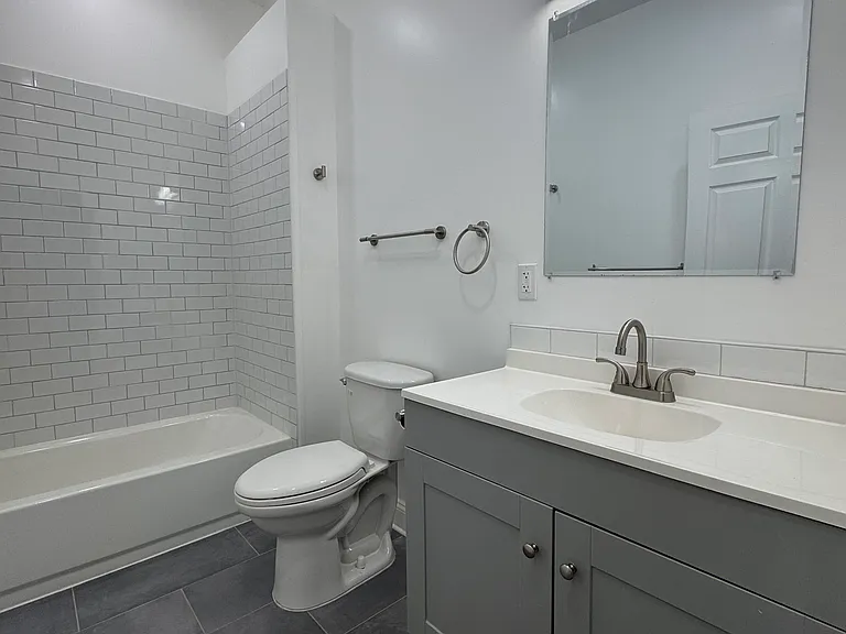 1406 Fairmount Ave #5 — Photo 11