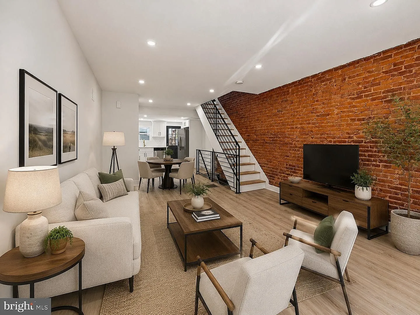 2 bed, 1150 sqft, $2,350 — Photo 3