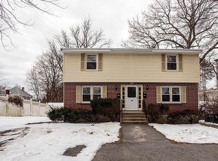 180 Woodward Ave, Lowell, MA 01854