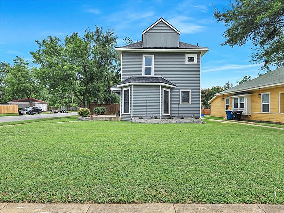 4th image of 1200 W Walker St