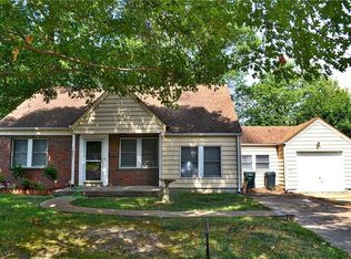 431 N Geyer Rd, Saint Louis, MO 63122
