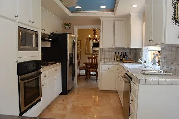 6129 Mount Olympus Dr photo 1