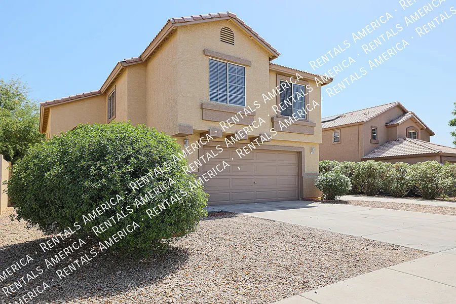 7441 W Fleetwood Ln