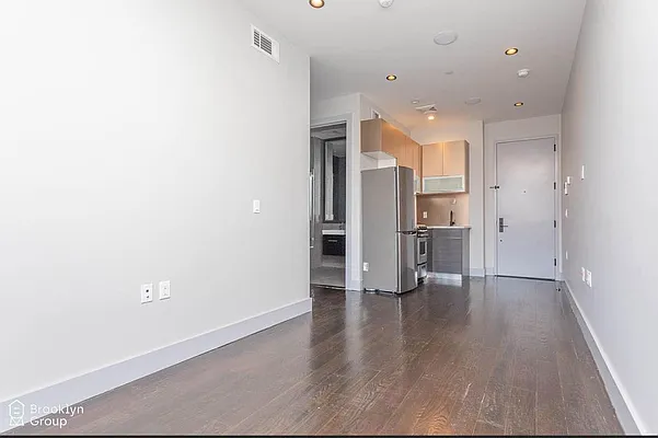 Rented by Brooklyn Group | media 2