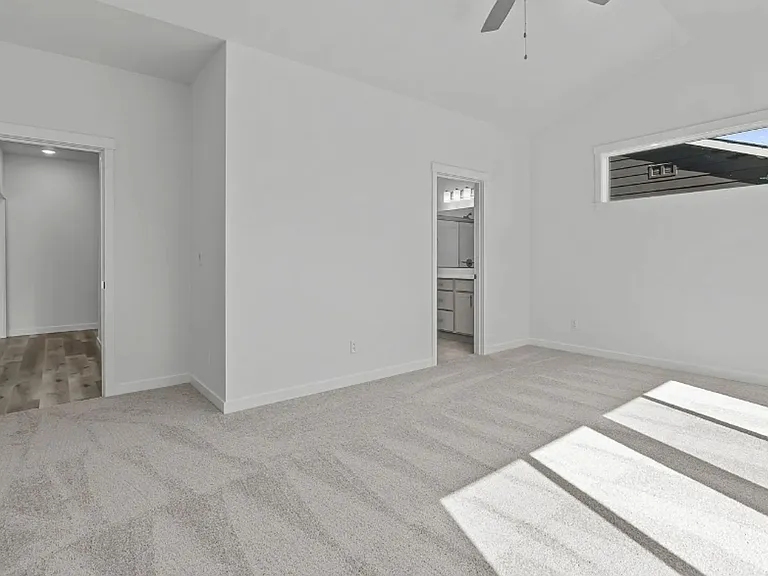 718 Tigerlily St — Photo 13