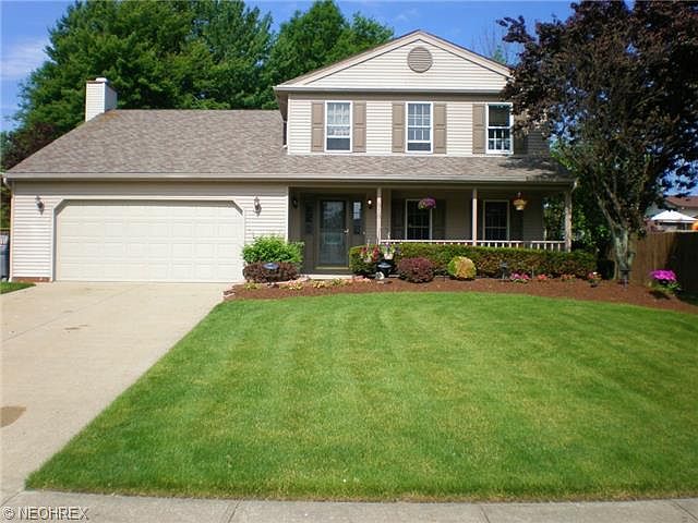 1st image of 818 Lakeview Dr