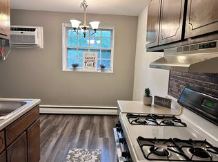 130 N 2nd St, Souderton, PA 18964