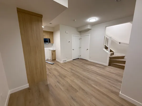 1505 36th St SE, Calgary, AB T2A 1C5