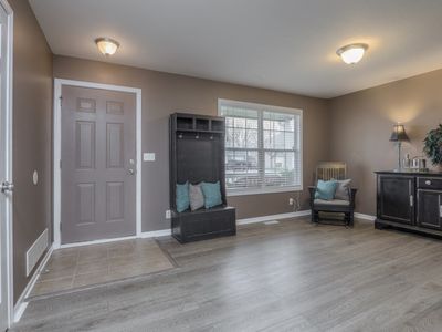 433 Granite Dr, Raymore, MO, 64083