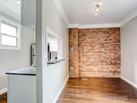 5th image of 138 1/2 W 1st Ave