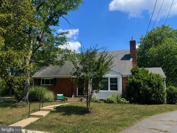 4709 Richmarr Pl, Alexandria, VA 22304