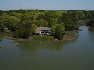 2731 River Rd, Virginia Beach, VA 23454