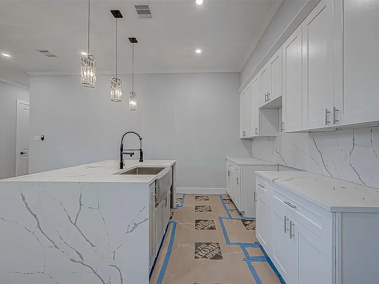 6840 Del Rio St — Photo 21
