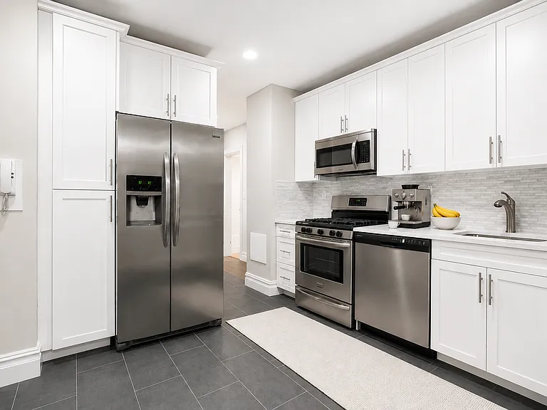 168 W 86th St #15C — Photo 5