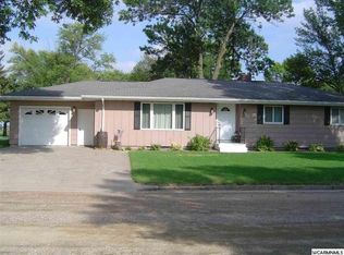 371 Oak St, Clements, MN 56224
