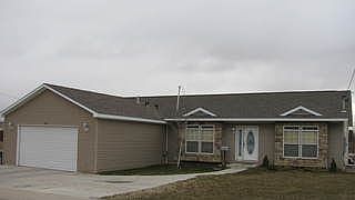 1st image of 121 Willow St