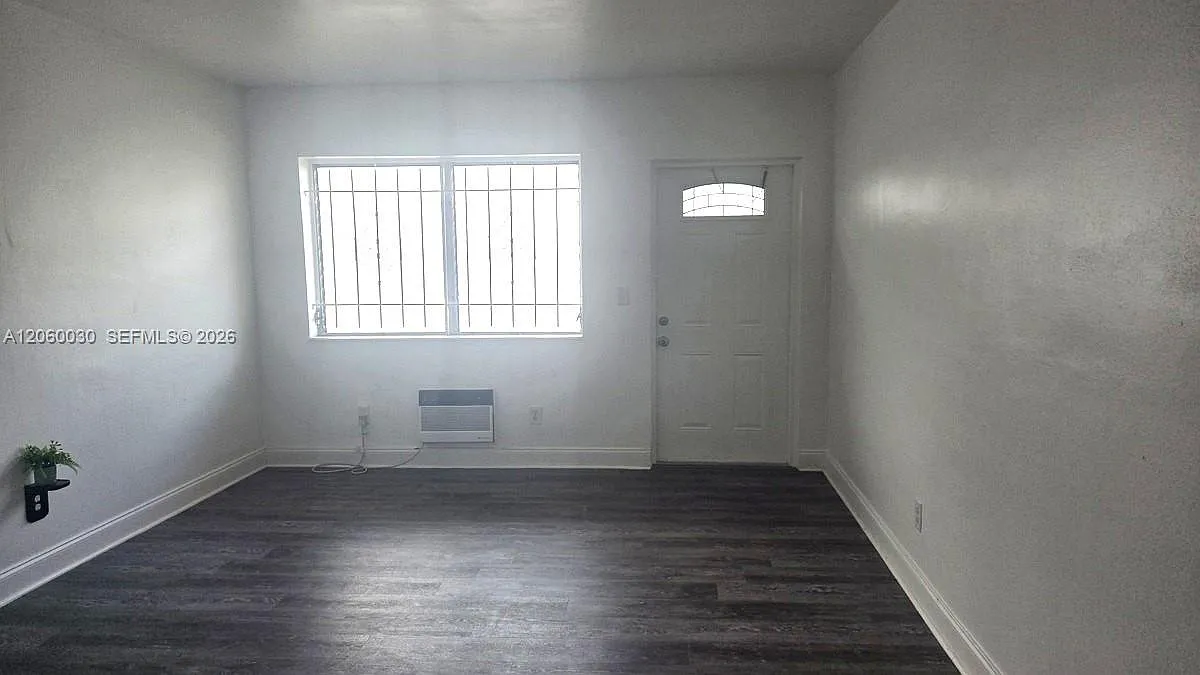 The William Lee Condo — Photo 2