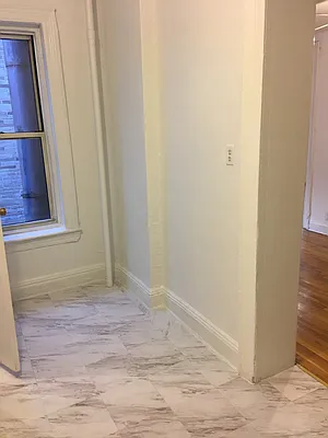 Rented by Keith Stuart Sprague Inc | media 8