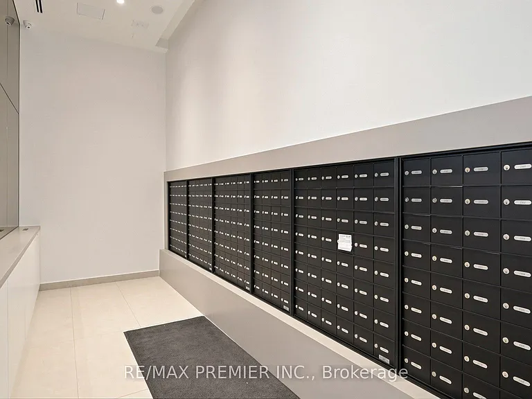 2075 Lakeshore Rd #2006 — Photo 40