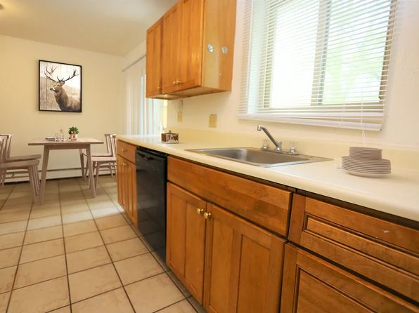 820 Rosewood Dr #5A15557AC