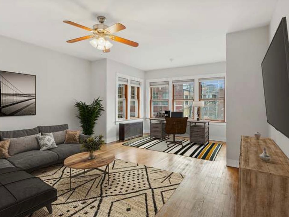 1st image of 4815 N Leavitt St #2