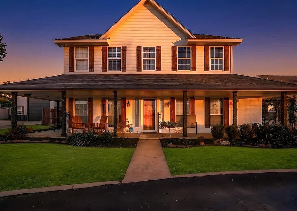 1st image of 13532 Lacresta Dr