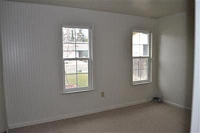 1st image of 588 Manor Oak Pl