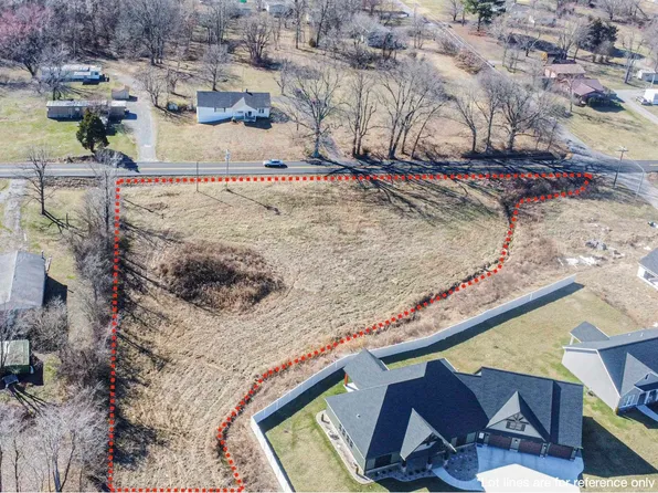 2801 N Friendship Rd, Paducah, KY 42001