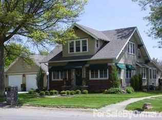 708 N Linden St, Wahoo, NE 68066