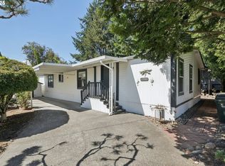 8434 SE Heritage Ct #19, Clackamas, OR 97015