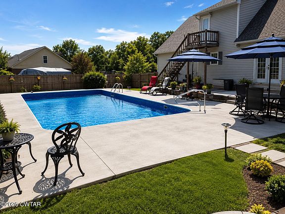 2nd image of 285 Meadow Brook Cir