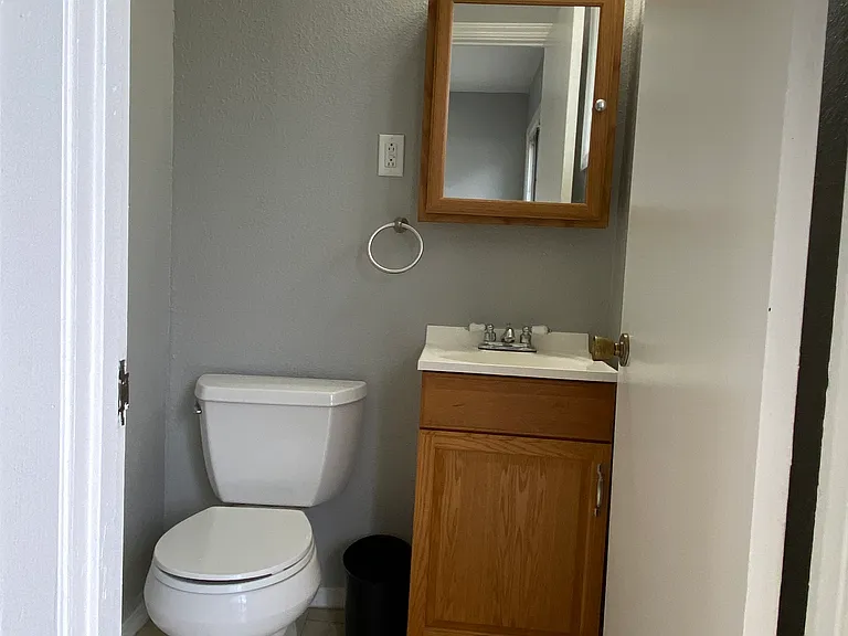 33 Olive Way — Photo 15
